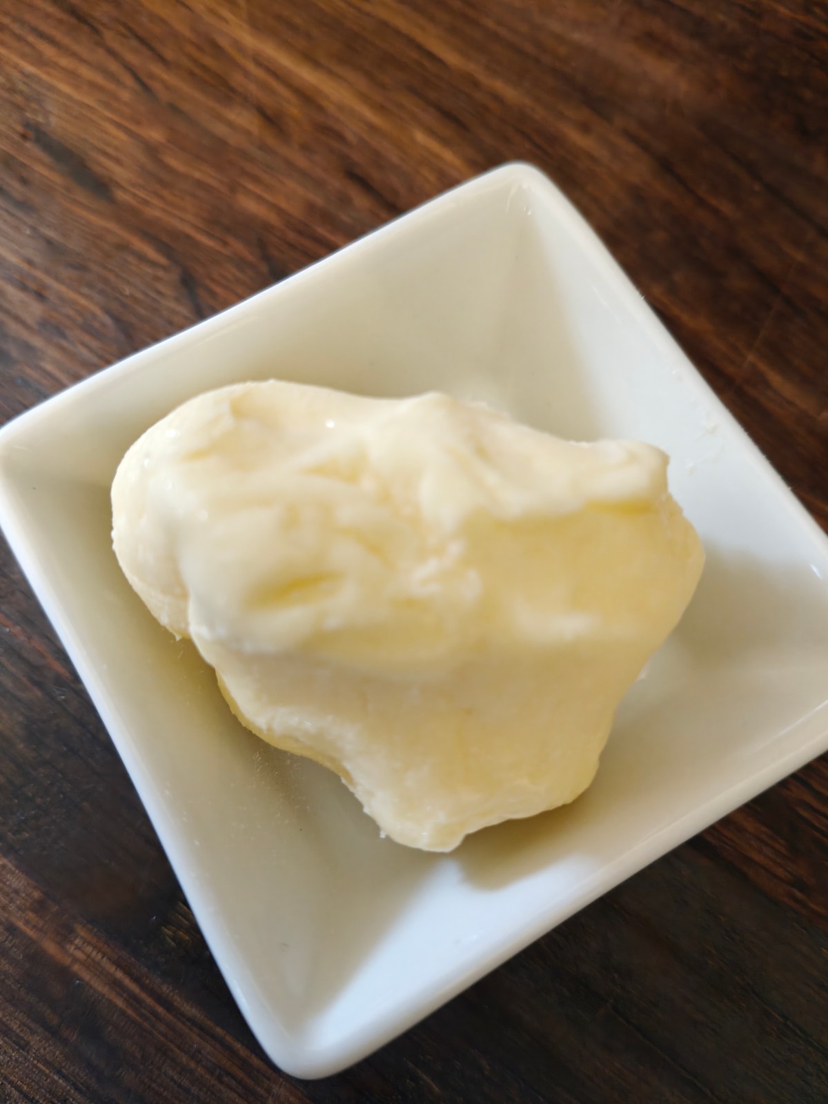 HOMEMADE RAW BUTTER